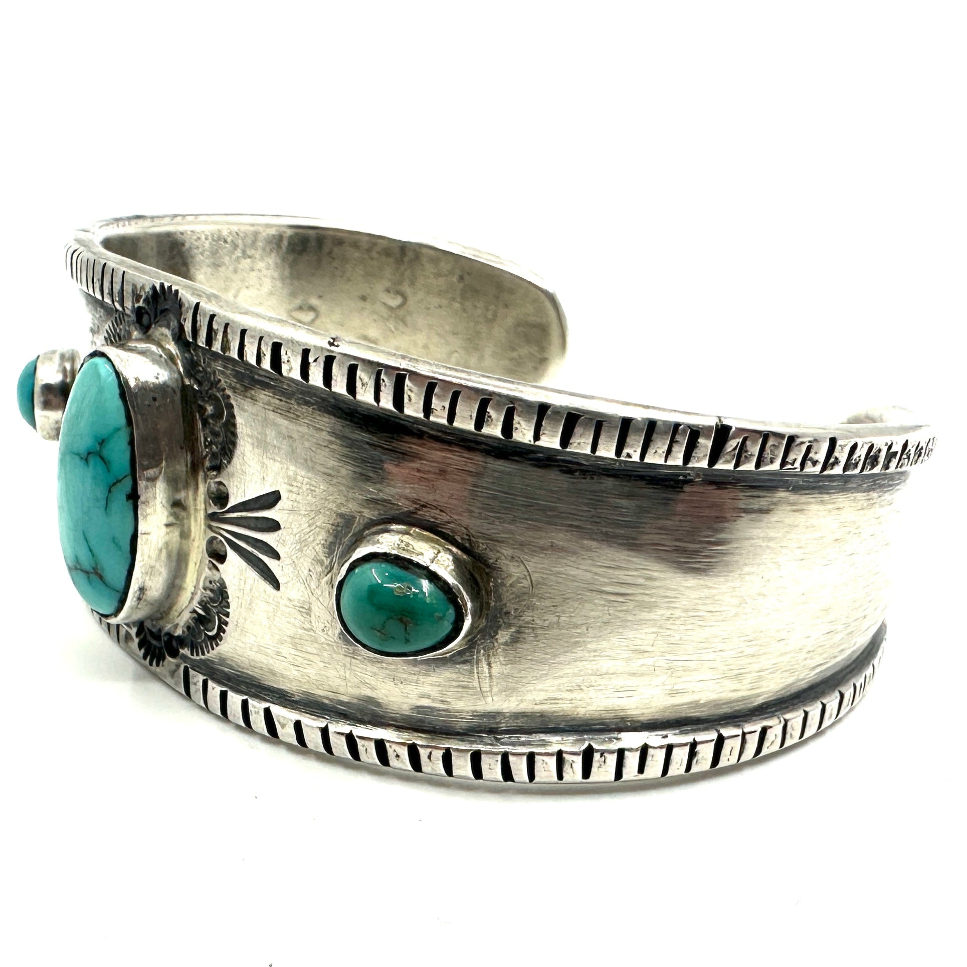 Rio Sterling Silver Three Stone Cuff with Two Ropes that Taper